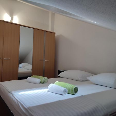 Top Floor Apartment With Sea View Kastela Room photo